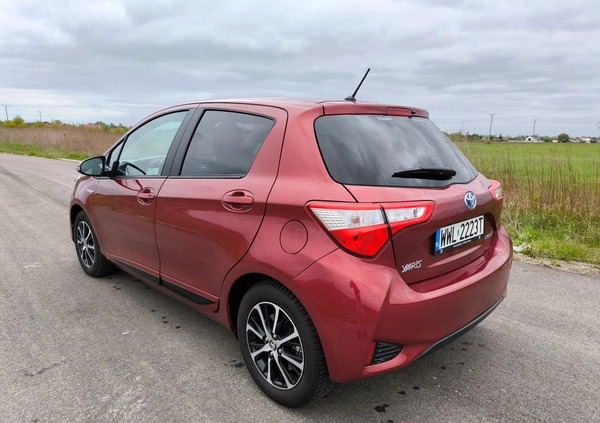 Toyota Yaris cena 66000 przebieg: 52500, rok produkcji 2018 z Puszczykowo małe 121